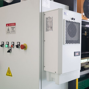 Hunson Persrem Voor Het Buigen Van 2500Mm 3200Mm 4000Mm Metalen Plaat Met Delem Systeem Cnc Persrem