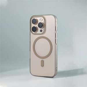 Coque de téléphone semi-transparente mate givrée magnétique à grand trou, antichoc et intégrale, compatible avec l'iPhone 17 - Product Image 4