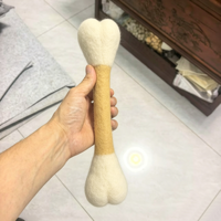 Jouet pour animaux de compagnie en feutre de laine bicolore écologique, vente en gros d'usine, non toxique, résistant aux morsures, durable, bâton à mâcher pour chats et chiens, personnalisable