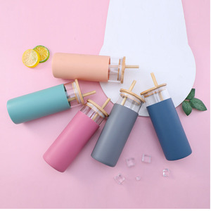 Glass Bottle 500ml Custom Bamboo Lid Silicone Sleeve Glass Cup Water Drinking Bottle With Straw