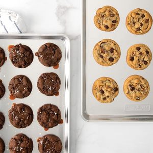 Commercial-grade Stainless Steel Baking <b>Rack</b> Set with Standing Type Modern Design Galvanized Steel Edges to Prevent Deformation - Product Image 3