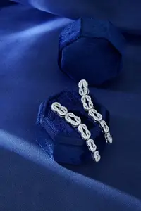 1.72 Carat VS Diamond Chain Link Long Dangle Earrings 18K Solid Gold Exquisite Women Long Drop Fashion Earrings