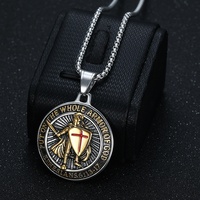Collier Pendentif Chevalier Médiéval Dominant Vintage RH, Haute Qualité, Plaqué Or 18K, Acier Inoxydable, Bijou de Mode Personnalisable