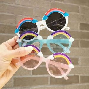 Lunettes de soleil rondes pour enfants, roses, tendance, pour filles, protection UV400, colorées, arc-en-ciel, vente en gros - Product Image 4