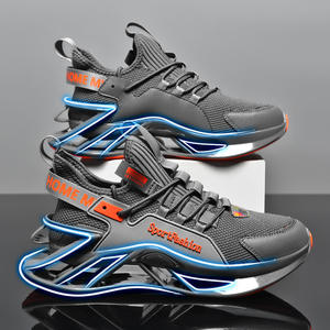 <span class=keywords><strong>2023</strong></span> Nouveaux Styles <span class=keywords><strong>Tendance</strong></span> Unisexe Chaussures Légères de Sport Athlétiques Course Baskets Homme Femme Été Respirantes en Maille - Product Image 3