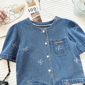 Ensemble d'été 2 pièces pour petite fille 2026 : Chemise à manches courtes en jean bleu avec nœud + Jupe – Tenue décontractée - Product Image 6