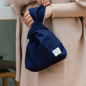 便携式灯芯绒包袋花式秋款手提包2020款手提包女孩高品质新款手袋