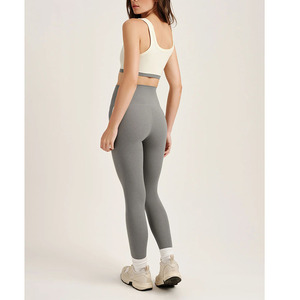 Nuovo Arrivo 2026: Top Sportivo da Donna con Scollo a Barca Anteriore e Posteriore, con Canotta Integrata, per Yoga e Palestra, con Dettagli a Contrasto Colore, Reggiseno Sportivo per Fitness - Product Image 5