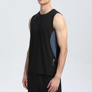 Men's Lightweight Breathable Moisture-Wicking Summer Active Wear with Sporty Crew Neck Design for Training - Product Image 1