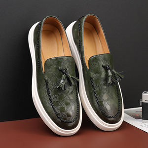 Chaussures habillées décontractées de luxe pour hommes, à bout pointu en métal, en cuir PU, pour le bureau - Product Image 2