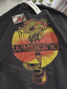 Sweat-shirt à col rond noir pour homme pour l'automne, coupe ample et oversize, imprimé graphique Clan Dragon et lettres, doublure en tissu éponge - Product Image 4