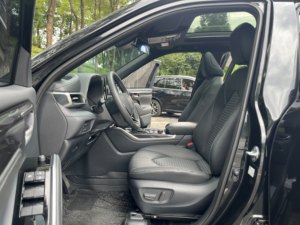 Toyota Crown Land Cruiser Modello 2024 - Nuovo SUV Compatto Ibrido 4WD FWD - Product Image 5