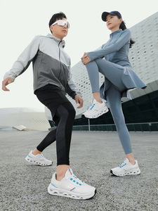 Chaussures de course respirantes, légères, antidérapantes, durables, pour le sport et les loisirs en plein air, pour hommes et femmes, style décontracté pour couples. - Product Image 5