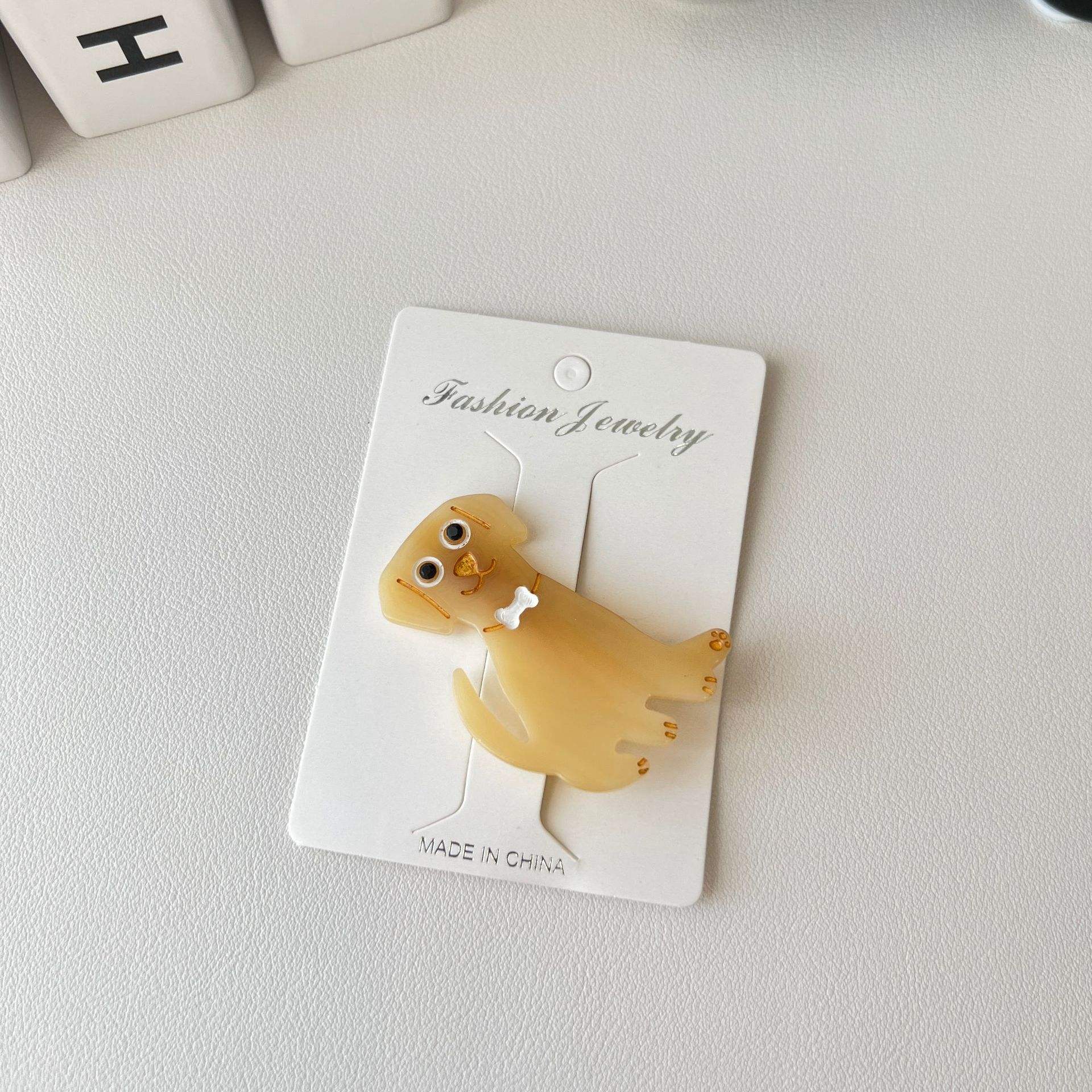 สีเหลือง