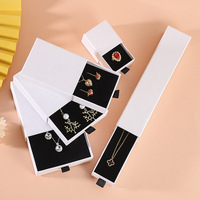 Vente en gros, boîte Recyclable personnalisée pour collier, bague, tiroir, emballage De bijoux, tiroir coulissant, boîtes cadeaux avec poignée