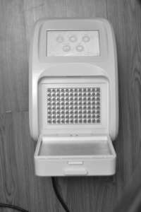 Instrument de PCR de laboratoire à gradient de température XX-96E : Fiabilité et Qualité - Product Image 2