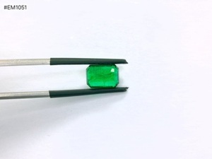 Émeraudes zambiennes naturelles, taille octogonale facettée, 5,47 ct, paire, qualité et clarté excellentes, pierres précieuses non montées pour bijoux de créateurs haut de gamme - Product Image 3