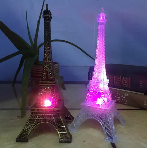 Trang Trí Tháp Eiffel Được Chiếu Sáng Trang Trí Nhà Sáng Tạo Thủ Công Kim Loại