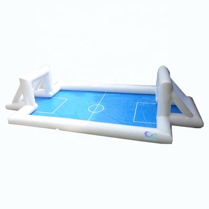 Gran deporte al aire libre de <span class=keywords><strong>jabón</strong></span> campo de fútbol inflable <span class=keywords><strong>agua</strong></span> fútbol juegos mojado paso para adultos <span class=keywords><strong>y</strong></span> niños - Product Image 2
