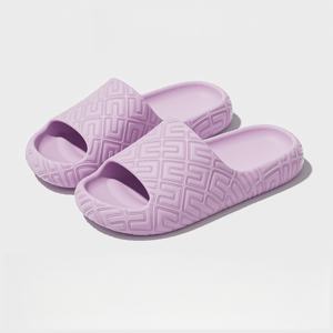 Sandalias Chanclas de Interior Más Vendidas - Ligeras, Acolchadas, Antideslizantes, Antiolor, Duraderas, de PVC de Alta Calidad para Verano - Product Image 4