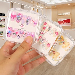 Pegatinas para decoración de uñas Sanrio, 24 unidades en caja, autoadhesivas para niñas y adolescentes - Product Image 3
