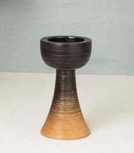 Caja de incienso de lujo de madera y resina con orificios de ventilación para una experiencia segura de quemado de incienso. - Product Image 3