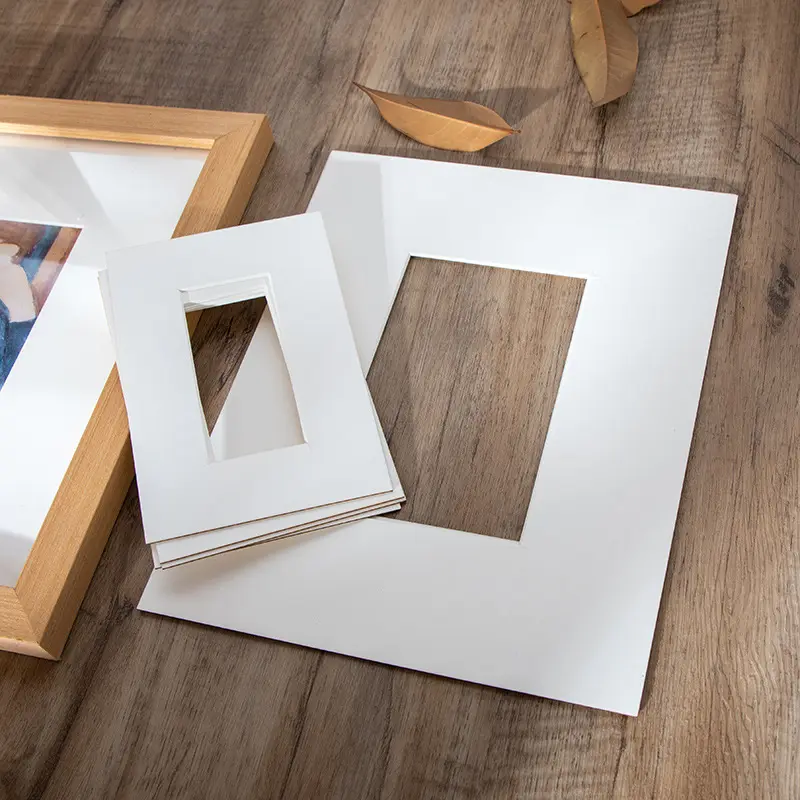 Rahmen papier für dekorative Der Bilderrahmen mit ausgehöhltem Fotorahmen-Karten papier aus quadratischem weißem Karten papier