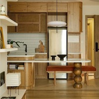 Meuble de cuisine sur mesure en bois massif naturel anti-fissuration de qualité supérieure avec quincaillerie à fermeture amortie pour la rénovation de cuisines de villas et de maisons