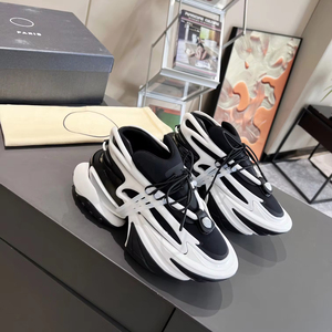 Chaussures de créateur classiques très vendues pour femmes, chaussures à talon compensé, baskets de luxe haut de gamme pour femmes, vente en gros - Product Image 1