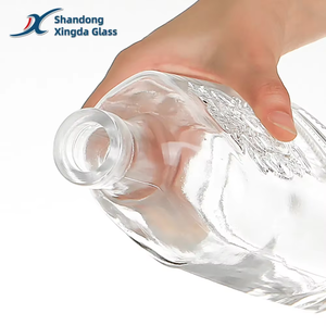 Bouteilles en verre vides classiques <span class=keywords><strong>de</strong></span> qualité supérieure, populaires, <span class=keywords><strong>de</strong></span> 500 ml et 750 ml, pour vodka, whisky, <span class=keywords><strong>tequila</strong></span>, personnalisables, en verre super flint, au design élégant - Product Image 2