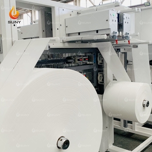 Chaîne de production de tissus humides de bonne qualité 12 rouleaux Machine de fabrication de tissus humides pour bébés entièrement automatique avec <span class=keywords><strong>robot</strong></span> couvercle - Product Image 3