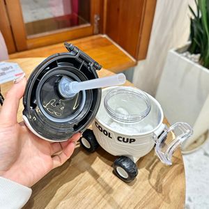 Mini bottiglia di acqua a forma di auto con tazza di acqua di paglia per esterni - Product Image 5