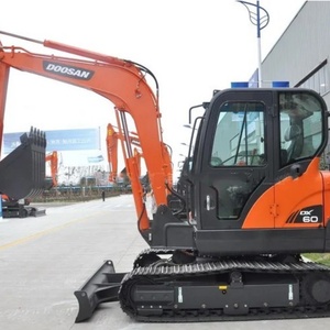 Excavatrice d'occasion coréenne DOOSAN DX60 de 6 tonnes, engin de chantier, mini-pelle haute performance DX55 DX75 - Product Image 2