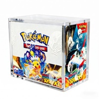 Vitrine rectangulaire moderne en acrylique sur mesure pour objets de sport et trophées, avec base anti-poussière pour la présentation de collections de récompenses