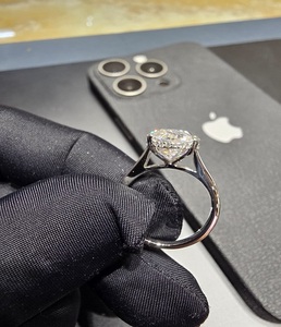 Anillo de Platino con Diamantes Elegante para Mujer con Acabado Premium y Aspecto Sofisticado, Ideal para Joyería de Boda, Regalo de Aniversario - Product Image 6