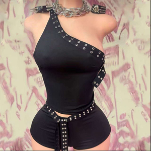 GX8801 Fashion 2025 Summer Clothing Vendor Sexy Nigh Club Wear Sleeveless Sloping Shoulders Halter Tops and Shorts 2 Piece Set - Product Image 2