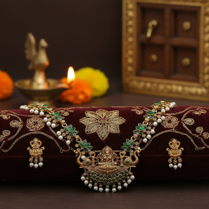 Traditional Tempal Laxmi Necklace Jewellery <b>Set</b> with Green Color Matching Earrings For Women And Girls By Exporters - Product Image 2