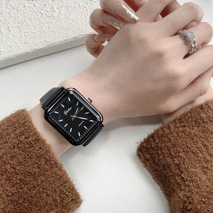Fashionable <b>Watch</b> for Woman Square Dial Silicone Strap Charm Ladies Quartz <b>Watches</b> Gifts for Women - Product Image 3