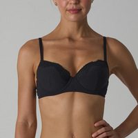 Soutien-gorge push-up pour femme avec armatures, dentelle, bonnets couvrants, fines bretelles réglables, fermeture à agrafes au dos, usage quotidien