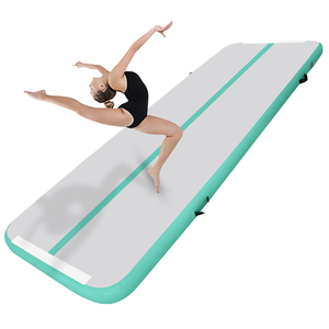 Tapis d'entraînement gonflable en PVC avec logo personnalisé pour piste de gymnastique, disponible en 3m, <span class=keywords><strong>4m</strong></span>, 6m de long avec 10cm d'épaisseur pour une utilisation en salle de sport - Product Image 1