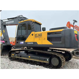 Excavadora de cadenas hidráulica usada Volvo EC 240 de 24 toneladas, de tamaño mediano, con motor original de alta eficiencia para trabajos de excavación. - Product Image 6