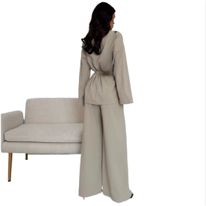 Completo Elegante da Donna Autunno 2026 CrossBorder Fashion con Scollo a V e Pantaloni a Gamba Dritta - Product Image 3