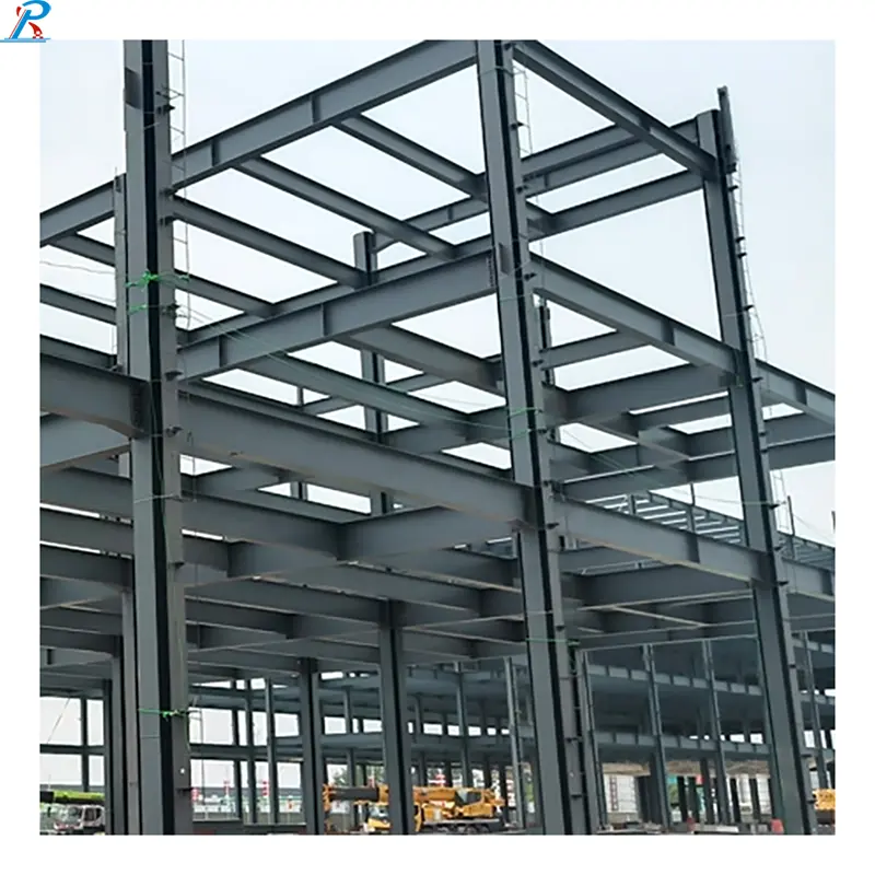 Metallo prefabbricato industriale che costruisce il grande magazzino e l'officina della struttura d'acciaio per le applicazioni della sala