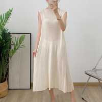 Robe de plage plissée Miyake haut de gamme pour femme, écologique, lavable, couleur unie, sans manches, tissée, avec perles et volants, style vintage
