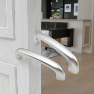 औद्योगिक यू-आकार के बेकरी दरवाजा हैंडल कैबिनेट के नॉब और कोठरी अलमारियाँ रसोई कैबिनेट के लिए हैंडल - Product Image 5