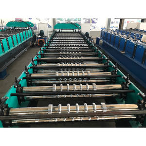 <span class=keywords><strong>Machine</strong></span> à fabriquer des tôles de toiture en acier coloré ondulé, <span class=keywords><strong>machine</strong></span> à tôles de toiture espagnole, moteur de découpe hydraulique contrôlé par PLC, haute performance - Product Image 3