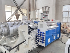 Qiangsheng PE <span class=keywords><strong>PVC</strong></span> HDPE gaz/eau jardin décharge alimentation fil Flexible tuyau en acier renforcé électrique Conduit tuyau Tube Machine - Product Image 2