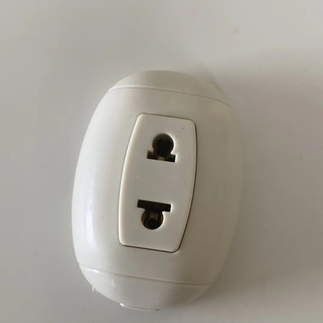 ABS IP11 Standard Universal Wall Socket 1-Year Warranty 125V Rated Voltage 15A Rated Current Single Outlet Standard Plug