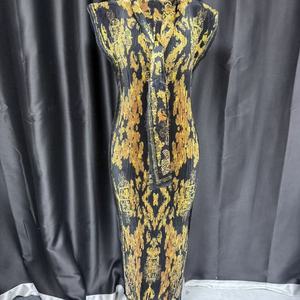 Nouvelle écharpe longue et soyeuse en polyester à la mode avec motif de lettres géométriques élégantes pour les femmes comme <span class=keywords><strong>foulard</strong></span> musulman pour <span class=keywords><strong>Amazon</strong></span> - Product Image 6