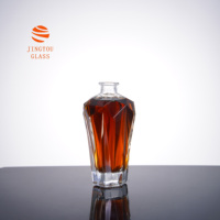 Bouteille de Luxe en Verre Taillé Géométriquement de 250 ml, Bouteille Vide Transparente pour Whisky et Brandy, Commande en Gros avec Échantillon Disponible